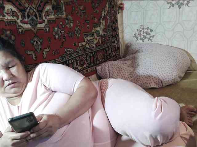 Model: MilfZulfiya