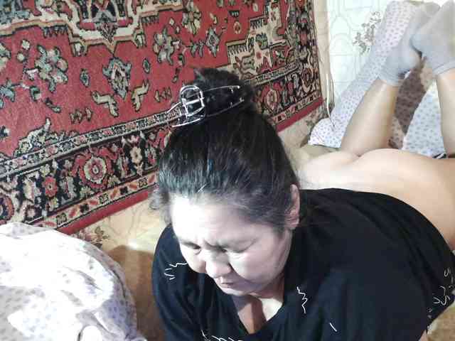 MilfZulfiya webcam