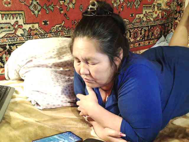 MilfZulfiya webcam