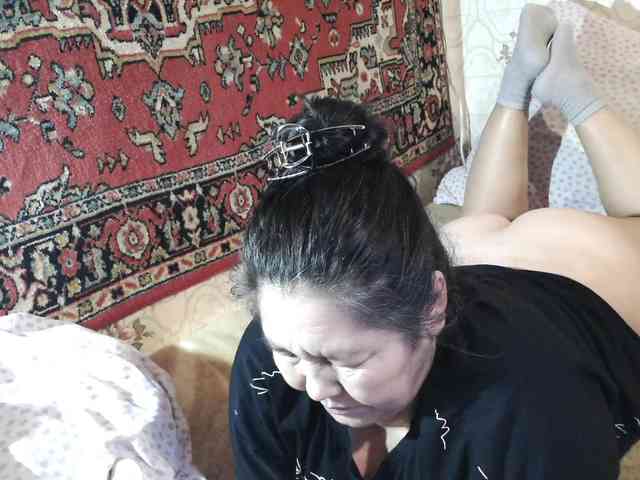 MilfZulfiya webcam