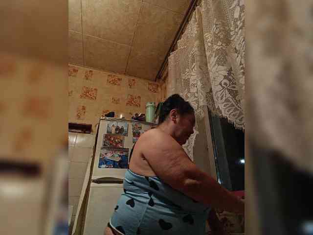 2Milf45 live female cam on bongacams