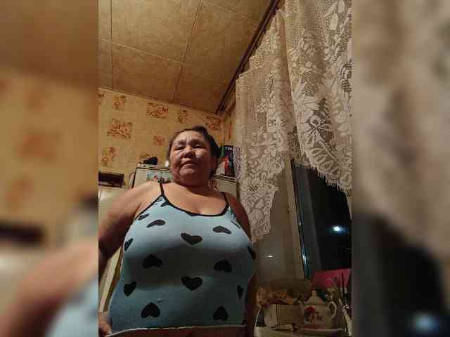 2Milf45 live female cam on bongacams
