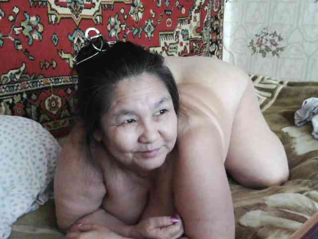 MilfZulfiya webcam