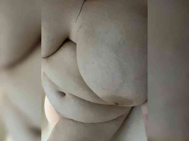 Kissa222 webcam