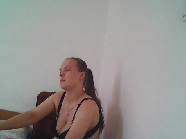 MariamKorbit live webcam show