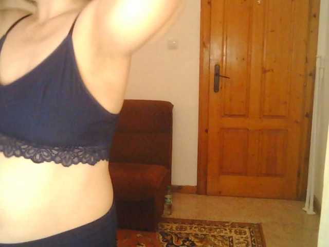 MariamKorbit live cam preview
