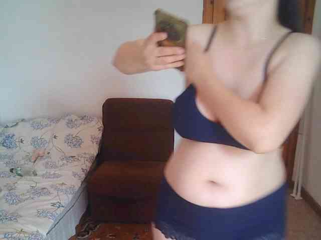MariamKorbit webcam