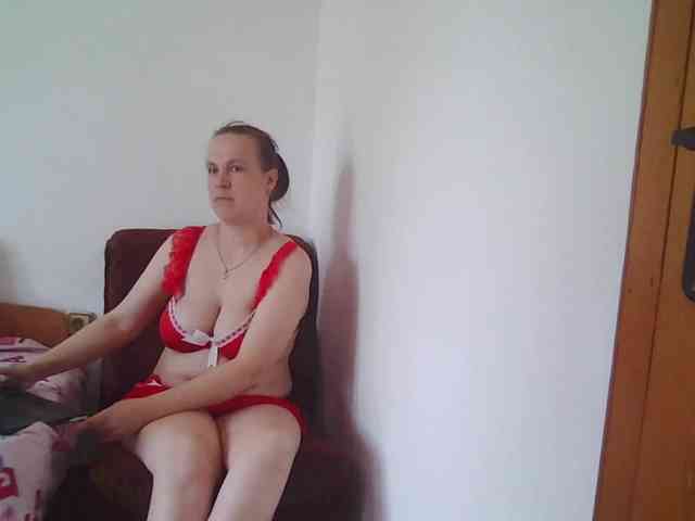 MariamKorbit webcam