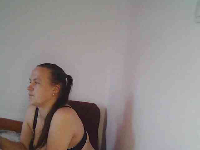 MariamKorbit Live Webcam on BongaCams
