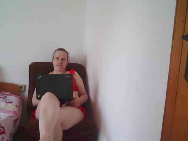 MariamKorbit webcam