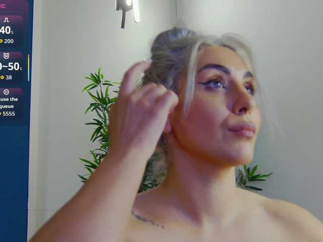CelineMeyer live webcam show