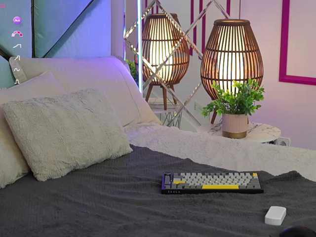 SilverrMoon live cam on BongaCams