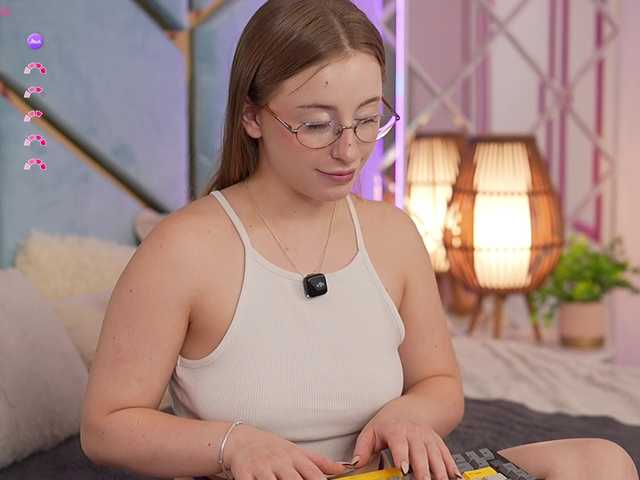 SilverrMoon live cam on BongaCams