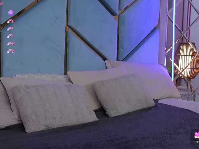 SilverrMoon live cam on BongaCams