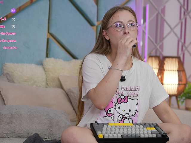 SilverrMoon live cam on BongaCams