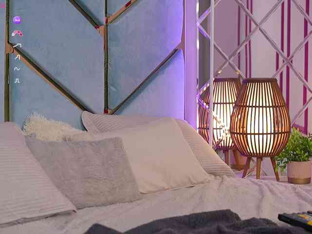 SilverrMoon webcam