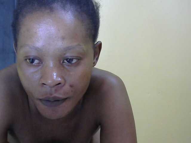 PrettyAlianah live cam on BongaCams