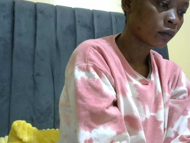 PrettyAlianah live cam on BongaCams