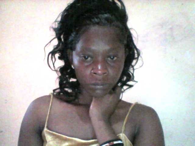 PrettyAlianah's BongaCams show and profile