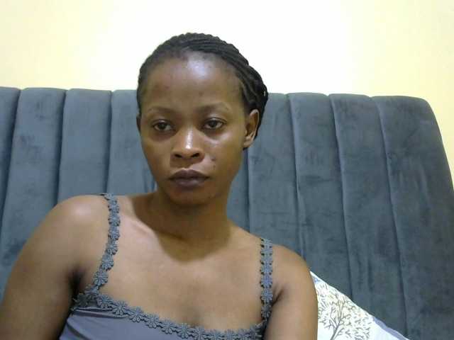PrettyAlianah live cam on BongaCams