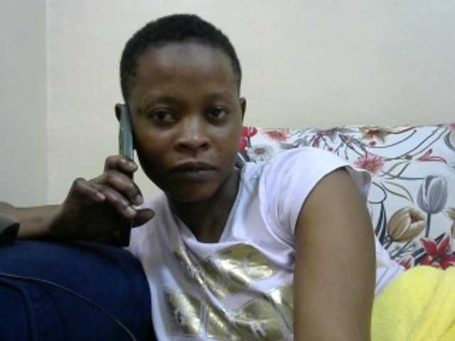 PrettyAlianah live cam on BongaCams