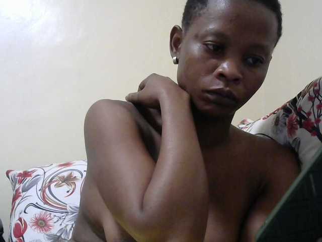 PrettyAlianah live cam preview