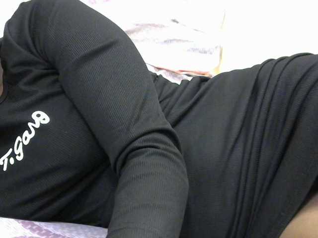 PrettyAlianah live cam on BongaCams