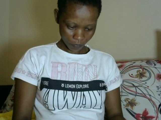 PrettyAlianah live cam on BongaCams