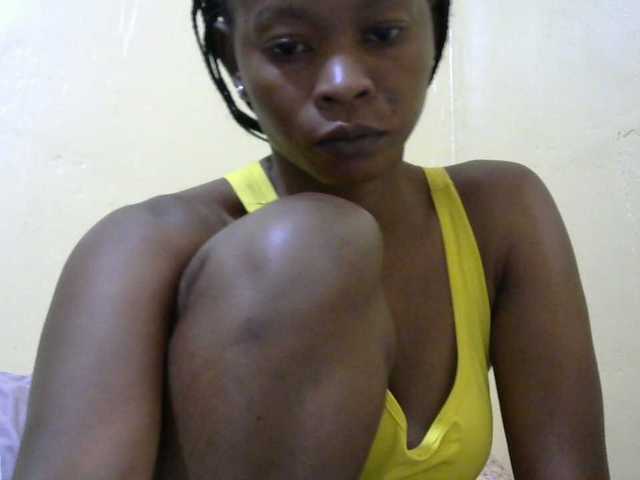 PrettyAlianah live cam on BongaCams