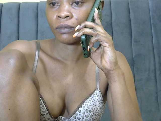 PrettyAlianah live webcam show