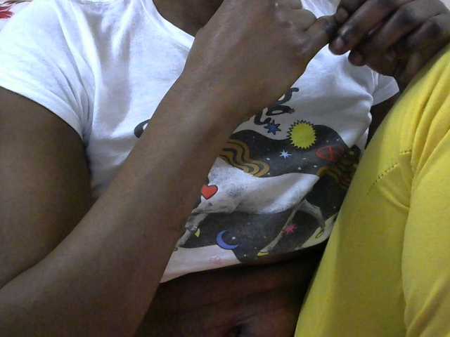 PrettyAlianah live cam on BongaCams