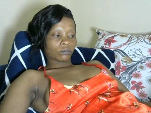 PrettyAlianah live cam on BongaCams