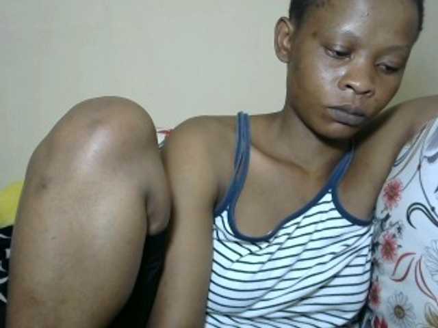 PrettyAlianah live cam on BongaCams