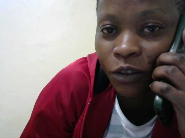 PrettyAlianah live cam on BongaCams