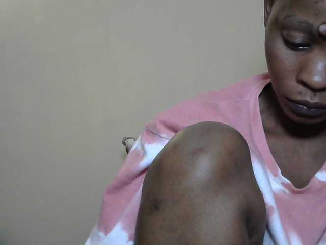 PrettyAlianah live cam on BongaCams