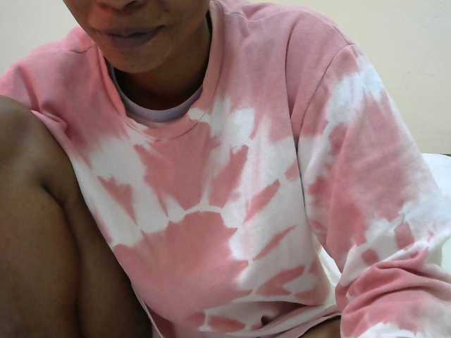 PrettyAlianah live cam on BongaCams