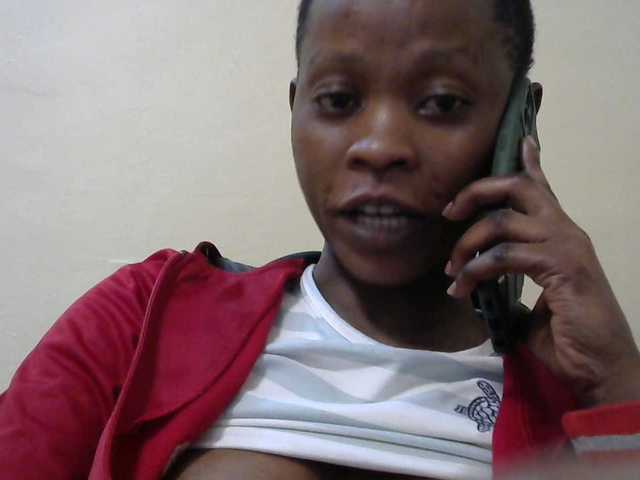 PrettyAlianah live cam on BongaCams
