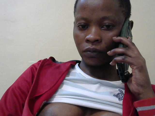 PrettyAlianah live cam on BongaCams