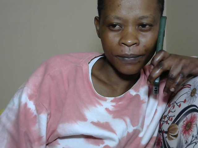 PrettyAlianah live cam on BongaCams