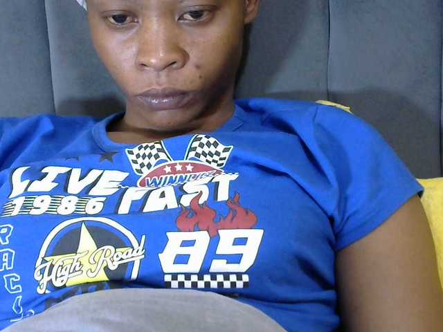 PrettyAlianah live cam on BongaCams
