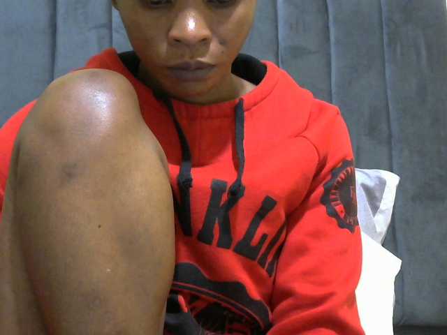 PrettyAlianah live cam on BongaCams