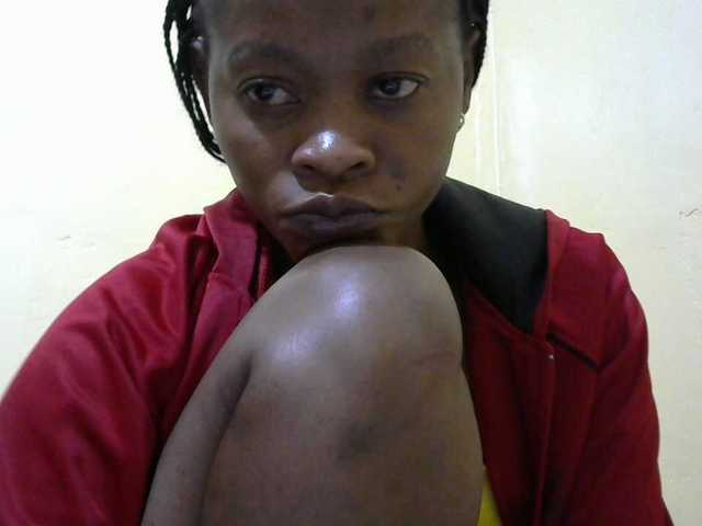 PrettyAlianah live cam on BongaCams