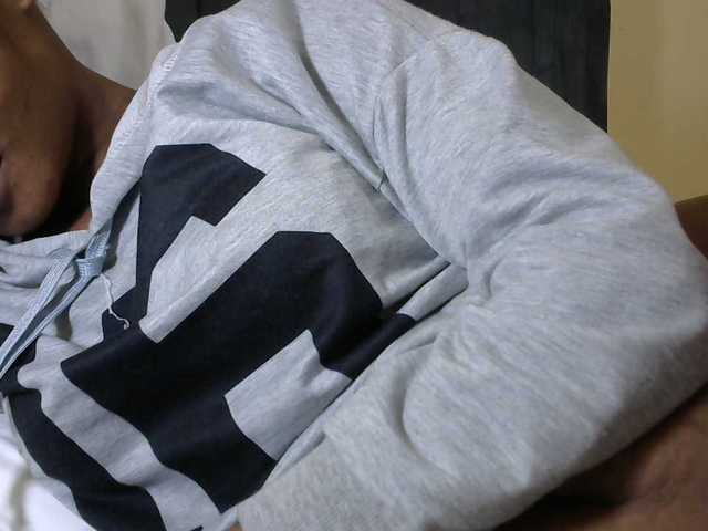 PrettyAlianah live webcam show