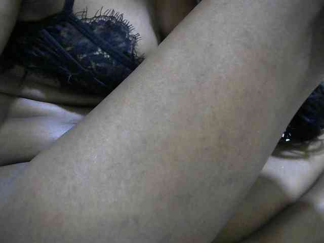 PrettyAlianah webcam