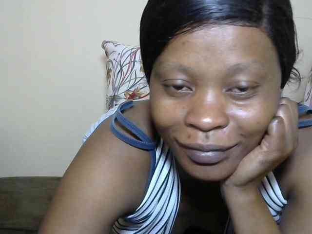 PrettyAlianah webcam