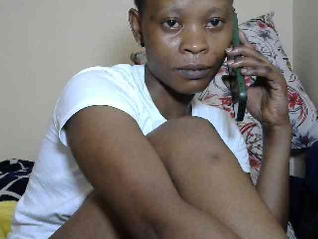 PrettyAlianah webcam