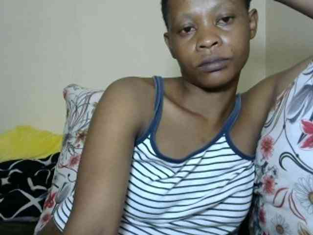 PrettyAlianah webcam
