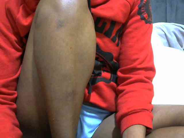 PrettyAlianah webcam