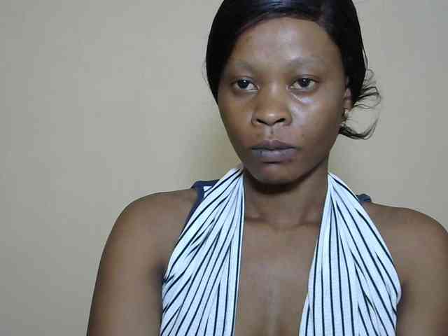 PrettyAlianah webcam