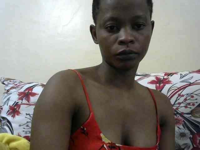PrettyAlianah webcam